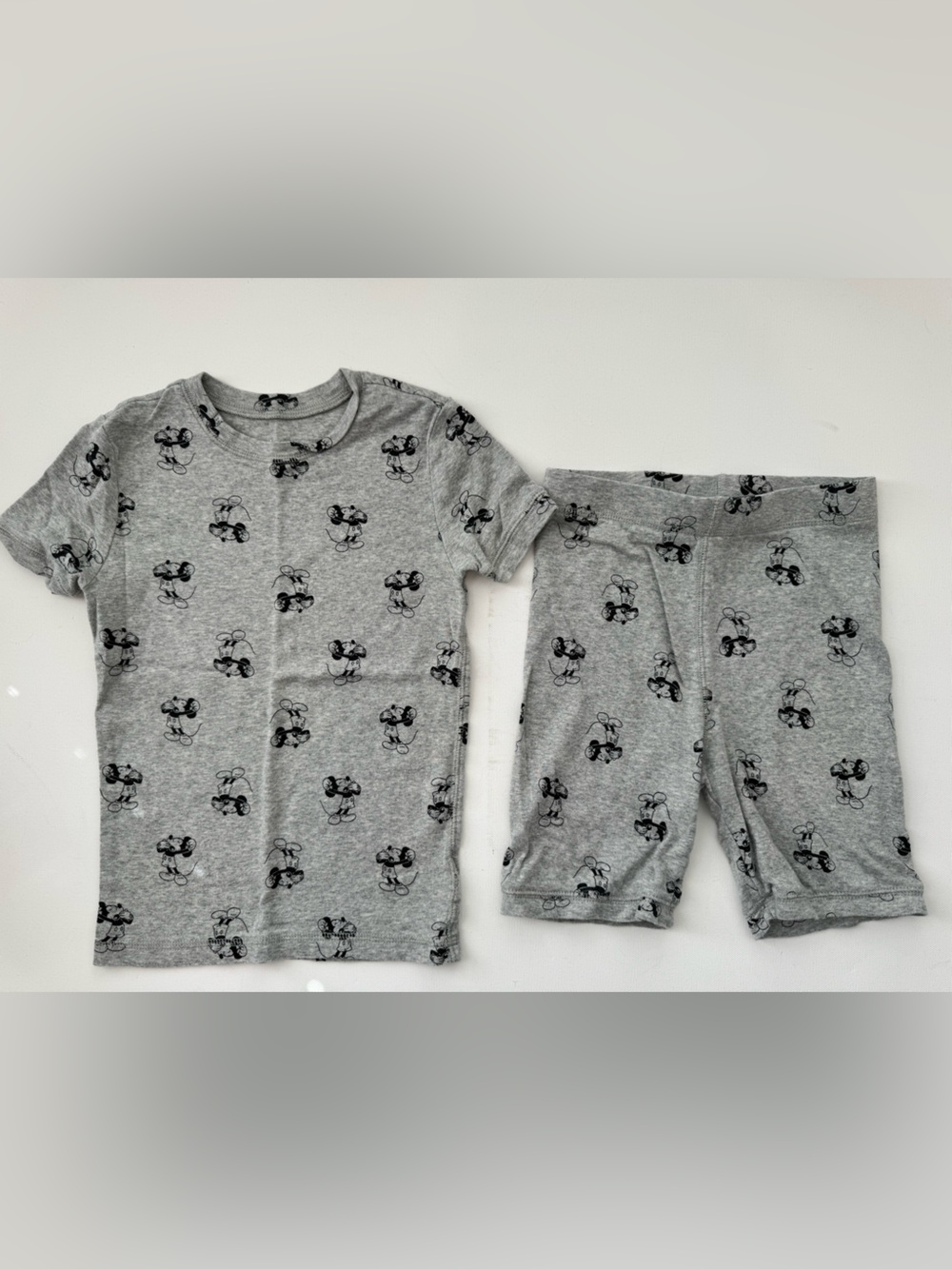 Gap Kids x Disney Mickey Mouse Pajama Set Size 8 Organic Cotton